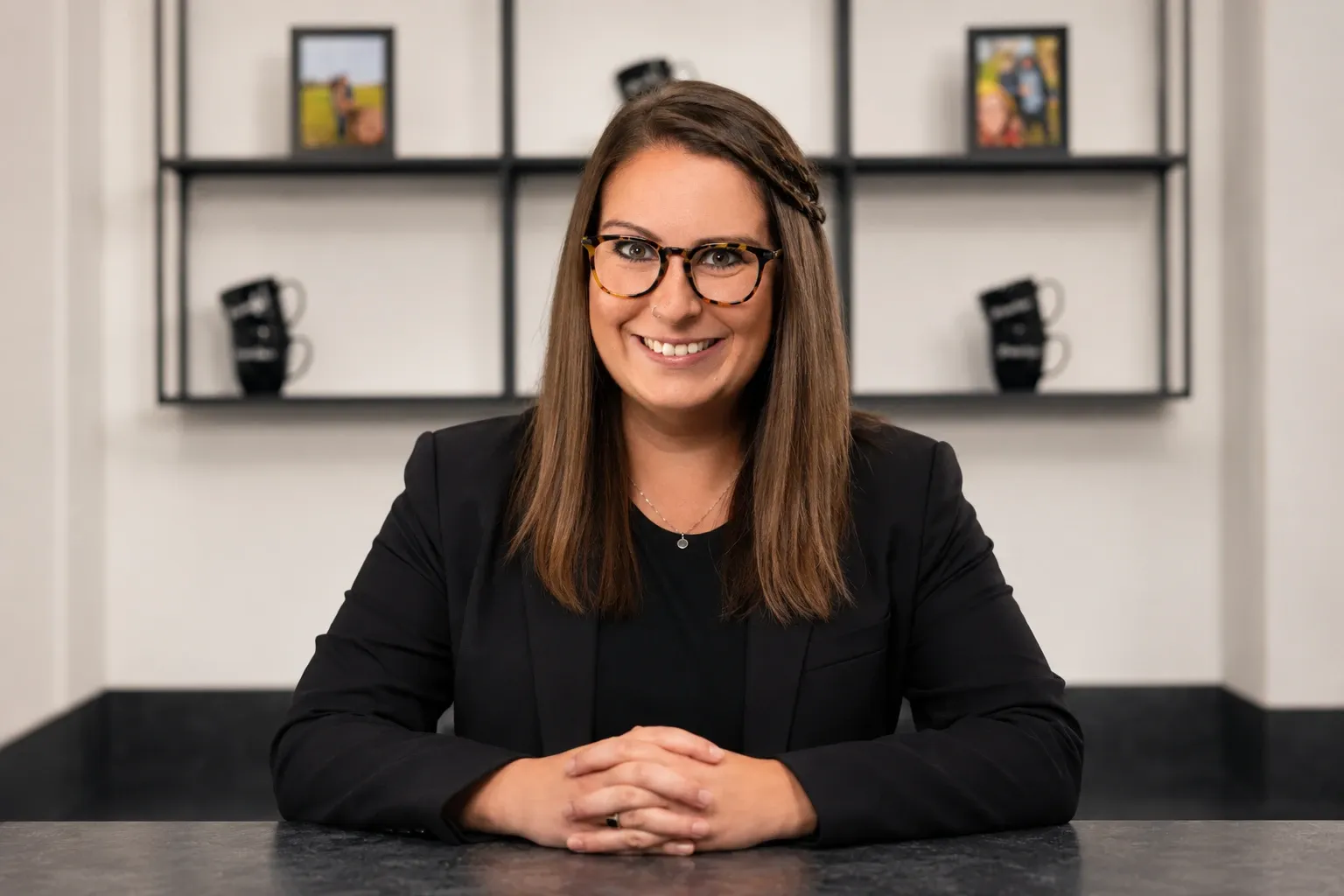 Profilbild von Alina Brozović.